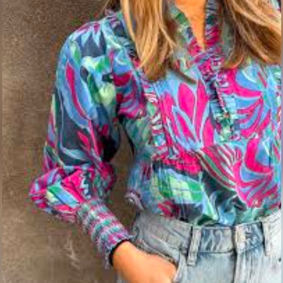 ❤️ NWOT! LOVE THE LABEL COTTON RUFFLED PUFF SLEEVE TOP / BLOUSE, SMOCKED CUFF, S - Picture 2 of 11